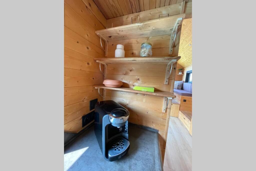 Myinsolite - Tiny-House, Jacuzzi, Brasero, Piscine Aigues-Mortes Exterior foto